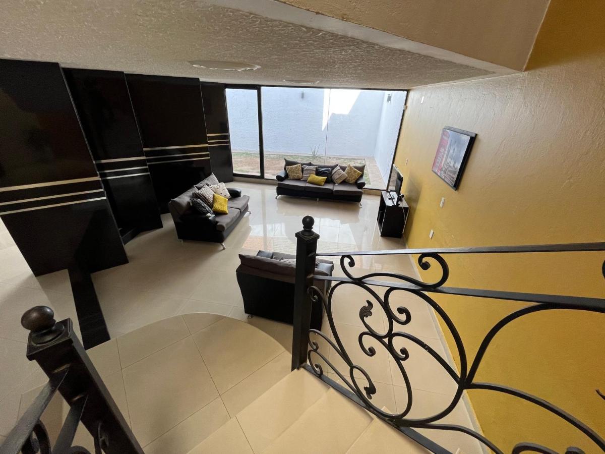 Beautiful Private House In The Downtown With 3 Floors Tepatitlán de Morelos Exterior foto